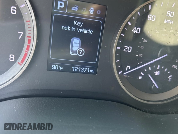 2017 Hyundai Tucson Sport with VIN KM8J3CA29HU351485, listed as a Copart auction lot 56537955 with 121,371 mi miles and Clean Title. Bid and sale history available at DreamBid. Image 8.