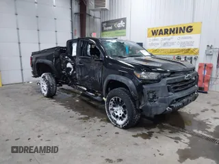 2024 Chevrolet Colorado 4WD Trail Boss with VIN 1GCPTEEK9R1161645, listed as a IAAI auction lot 40984625 with 174 mi miles and . Bid and sale history available at DreamBid. Image 1.