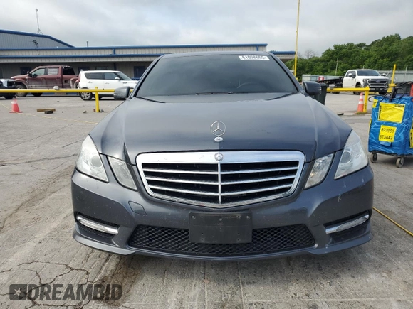 2012 Mercedes-Benz E 350 Luxury с VIN WDDHF5KB9CA575134, выставлен на аукционе Copart как лот 61008665 с пробегом 87 943 миль миль и Списание • Salvage title. История ставок и продаж доступна на DreamBid. Изображение 5.