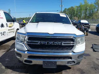 2019 Ram 1500 Tradesman z VIN 1C6RRECT8KN604344, wystawiony jako IAAI lot #41889504 z przebiegiem 123 773 mil mil oraz . Historia ofert i sprzedaży dostępna na DreamBid. Obrazek 12.