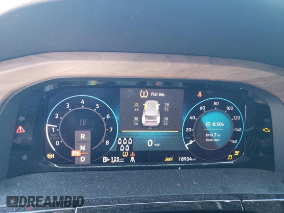 2024 Volkswagen Atlas SE with VIN 1V2DR2CAXRC527996, listed as a Copart auction lot 74796794 with 18,934 mi miles and Salvage title. Bid and sale history available at DreamBid. Image 9.