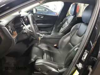 2023 Volvo XC60 Ultimate Dark Theme z VIN YV4L12RX9P1195104, wystawiony jako Copart lot #55627895 z przebiegiem 78 880 mil mil oraz Nie do naprawy • Non repairable. Historia ofert i sprzedaży dostępna na DreamBid. Obrazek 7.