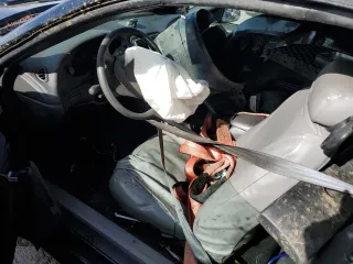 2001 Ford Mustang GT Deluxe z VIN 1FAFP45X91F262476, wystawiony jako Copart lot #48036485 z przebiegiem Nie podano mil oraz Szkoda całkowita • Salvage title. Historia ofert i sprzedaży dostępna na DreamBid. Obrazek 8.