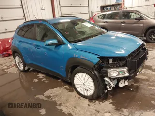 2020 Hyundai Kona SEL with VIN KM8K2CAA7LU483538, listed as a IAAI auction lot 41527214 with 120,357 mi miles. Bid and sale history available at carsss.com. Image 1.