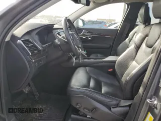 2018 Volvo XC90 Momentum with VIN YV4102CK1J1341266, listed as a Copart auction lot 84207164 with 219,952 mi miles and Clean Title. Bid and sale history available at carsss.com. Image 7.