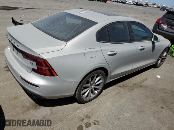 2020 Volvo S60 Momentum with VIN 7JR102FK7LG065028, listed as a Copart auction lot 57981633 with 38,314 mi miles. Bid and sale history available at carsss.com. Image 3.