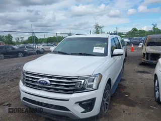 2019 Ford Expedition XLT with VIN 1FMJU1JT3KEA36886, listed as a IAAI auction lot 42085189 with Not provided miles and . Bid and sale history available at DreamBid. Image 6.