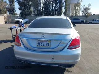 2018 Mercedes-Benz C 300 with VIN 55SWF4JB4JU240069, listed as a IAAI auction lot 41442042 with Not Provided miles and . Bid and sale history available at carsss.com. Image 16.