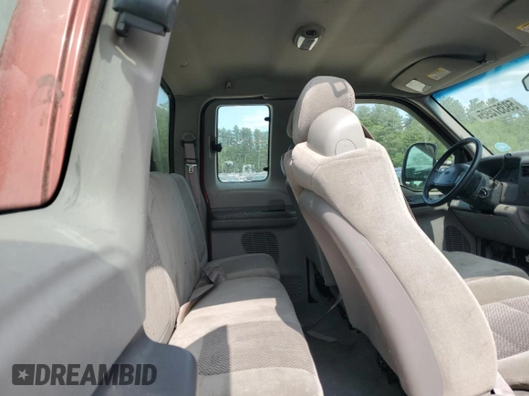 2001 Ford F-250 XL с VIN 1FTNX21L21ED19152, выставлен на аукционе Copart как лот 59357595 с пробегом 152 181 миль миль и Чистый • Clean title. История ставок и продаж доступна на DreamBid. Изображение 10.