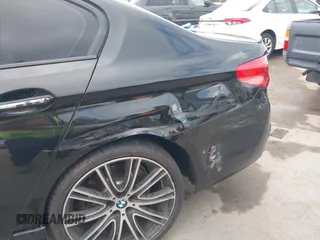 2018 BMW 5 Series 540i z VIN WBAJE5C5XJWA94252, wystawiony jako IAAI lot #42119366 z przebiegiem 53 762 mil mil oraz . Historia ofert i sprzedaży dostępna na DreamBid. Obrazek 6.