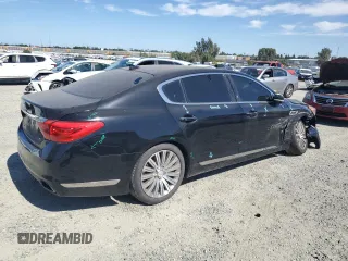 2015 Kia K900 Premium z VIN KNALU4D48F6025639, wystawiony jako Copart lot #60938575 z przebiegiem 136 772 mil mil oraz Szkoda całkowita • Salvage title. Historia ofert i sprzedaży dostępna na DreamBid. Obrazek 3.