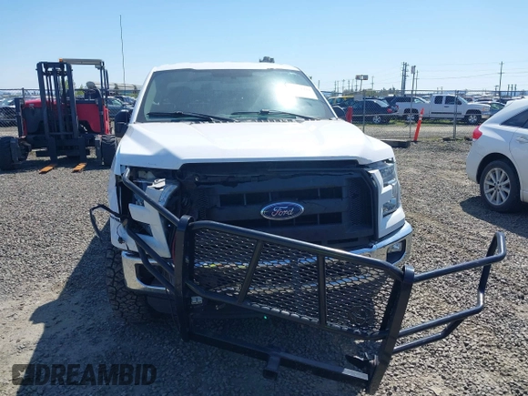 2015 Ford F-150 XLT z VIN 1FTEW1EPXFKE20880, wystawiony jako IAAI lot #42034493 z przebiegiem 152 588 mil mil oraz . Historia ofert i sprzedaży dostępna na DreamBid. Obrazek 12.