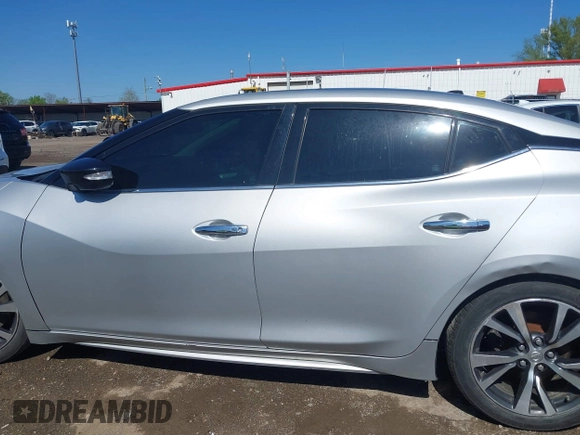 2018 Nissan Maxima SR with VIN 1N4AA6AP3JC374804, listed as a IAAI auction lot 42145406 with 136,757 mi miles. Bid and sale history available at carsss.com. Image 15.