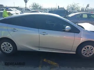 2018 Toyota Prius Two with VIN JTDKARFU2J3554502, listed as a IAAI auction lot 41592780 with 119,210 mi miles. Bid and sale history available at carsss.com. Image 12.