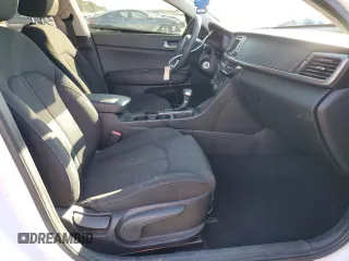 2017 Kia Optima LX z VIN 5XXGT4L35HG165653, wystawiony jako Copart lot #85765954 z przebiegiem 130 135 mil mil oraz Szkoda całkowita • Salvage title. Historia ofert i sprzedaży dostępna na DreamBid. Obrazek 7.