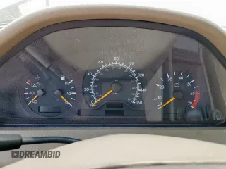 1999 Mercedes-Benz C 230/260/280/320 z VIN WDBHA24G4XA681981, wystawiony jako Copart lot #57758215 z przebiegiem Nie podano mil oraz Szkoda całkowita • Salvage title. Historia ofert i sprzedaży dostępna na DreamBid. Obrazek 9.