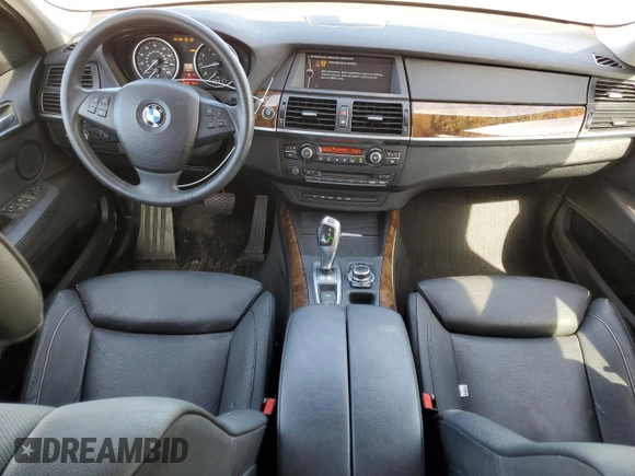 2011 BMW X5 35i z VIN 5UXZV4C50BL743135, wystawiony jako Copart lot #75401064 z przebiegiem 100 446 mil mil oraz Szkoda całkowita • Salvage title. Historia ofert i sprzedaży dostępna na DreamBid. Obrazek 8.