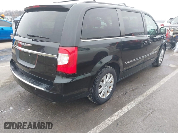 2016 Chrysler Town & Country Touring with VIN 2C4RC1BG9GR292584, listed as a IAAI auction lot 41168218 with 118,967 mi miles. Bid and sale history available at carsss.com. Image 4.
