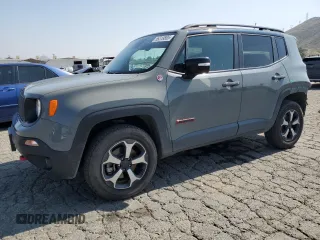 2022 Jeep Renegade Trailhawk z VIN ZACNJDC17NPN80098, wystawiony jako Copart lot #56319885 z przebiegiem 61 723 mil mil oraz Szkoda całkowita • Salvage title. Historia ofert i sprzedaży dostępna na DreamBid. Obrazek 1.