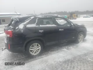 2014 Kia Sorento LX with VIN 5XYKTDA70EG511079, listed as a Copart auction lot 83222574 with 0 mi miles and Salvage Title. Bid and sale history available at carsss.com. Image 3.