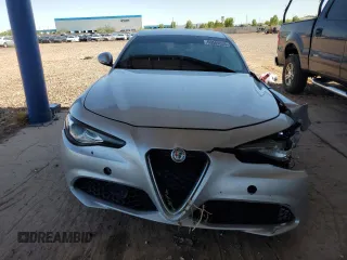 2019 Alfa Romeo Giulia with VIN ZARFAMAN4K7621573, listed as a Copart auction lot 60509535 with Not provided miles and Salvage title. Bid and sale history available at DreamBid. Image 5.