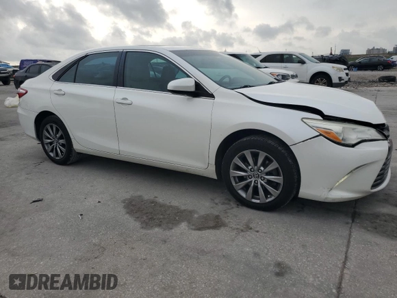 2015 Toyota Camry XLE with VIN 4T1BF1FK5FU940068, listed as a Copart auction lot 54564315 with 161,765 mi miles and Salvage Title. Bid and sale history available at carsss.com. Image 4.