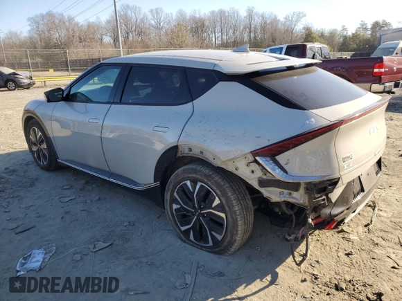 2022 Kia EV6 Wind with VIN KNDC3DLC4N5032784, listed as a Copart auction lot 46916385 with 70,102 mi miles and Salvage Title. Bid and sale history available at carsss.com. Image 2.