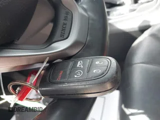 2019 Jeep Cherokee Limited with VIN 1C4PJMDX2KD225218, listed as a IAAI auction lot 41816358 with 90,744 mi miles. Bid and sale history available at carsss.com. Image 11.