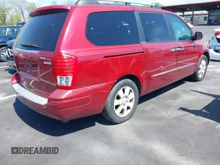 2007 Hyundai Entourage GLS z VIN KNDMC233076021528, wystawiony jako IAAI lot #41928518 z przebiegiem 259 489 mil mil oraz . Historia ofert i sprzedaży dostępna na DreamBid. Obrazek 4.