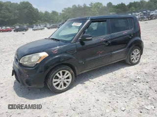 2013 Kia Soul + z VIN KNDJT2A65D7534991, wystawiony jako Copart lot #59290805 z przebiegiem 161 467 mil mil oraz Szkoda całkowita • Salvage title. Historia ofert i sprzedaży dostępna na DreamBid. Obrazek 1.