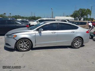 2016 Ford Fusion SE with VIN 3FA6P0H70GR275181, listed as a IAAI auction lot 42117448 with 111,446 mi miles. Bid and sale history available at carsss.com. Image 14.