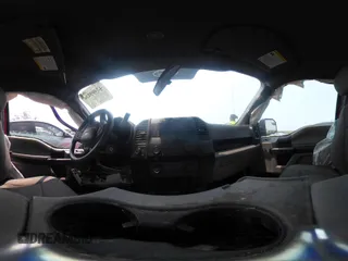 2018 Ford F-150 XL с VIN 1FTMF1CB5JKC73458, выставлен на аукционе IAAI как лот 42409236 с пробегом Не указан миль и . История ставок и продаж доступна на DreamBid. Изображение 20.