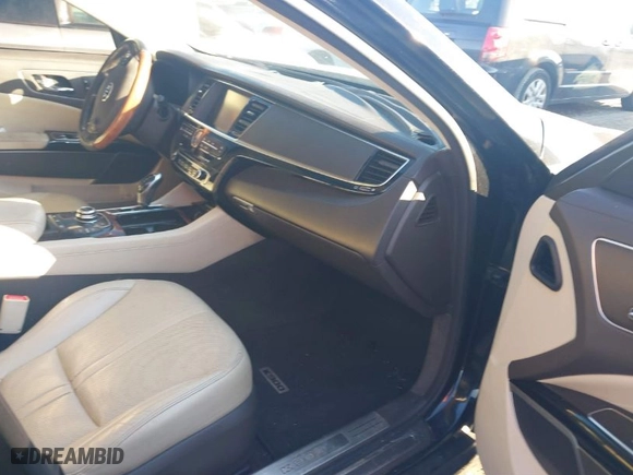 2015 Kia K900 Premium with VIN KNALU4D47F6025048, listed as a IAAI auction lot 41234546 with NaN miles. Bid and sale history available at carsss.com. Image 5.