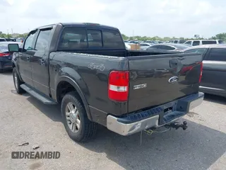 2006 Ford F-150 XLT with VIN 1FTPW14586KC82846, listed as a IAAI auction lot 42122120 with 247,622 mi miles and . Bid and sale history available at carsss.com. Image 3.