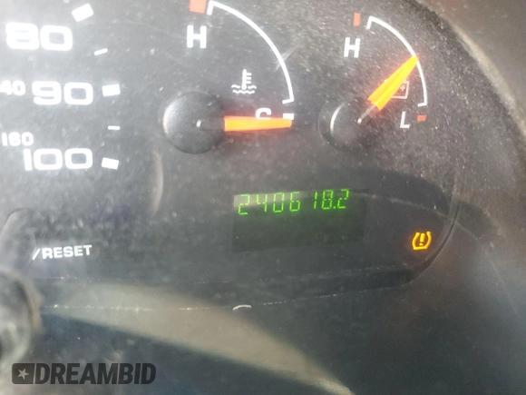2008 Ford Econoline Cargo Commercial with VIN 1FTNE24L08DA86003, listed as a IAAI auction lot 42888156 with 240,617 mi miles and . Bid and sale history available at DreamBid. Image 14.