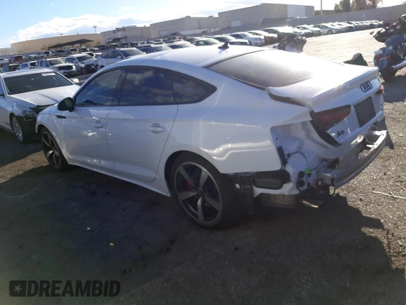 2023 Audi A5 Sportback S line Prestige z VIN WAUEACF52PA019366, wystawiony jako Copart lot #45610664 z przebiegiem 4 021 mil mil oraz . Historia ofert i sprzedaży dostępna na DreamBid. Obrazek 2.