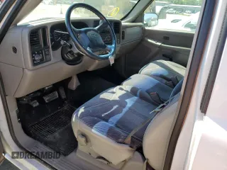 1999 GMC New Sierra 1500 SLE with VIN 1GTEC14T3XZ507987, listed as a Copart auction lot 51455195 with 235,344 mi miles and Salvage Title. Bid and sale history available at carsss.com. Image 8.