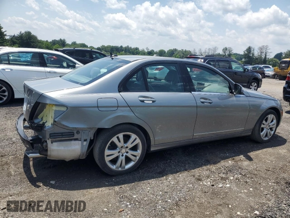2008 Mercedes-Benz C 300 Sport z VIN WDDGF54XX8F059783, wystawiony jako Copart lot #59128615 z przebiegiem 104 505 mil mil oraz Szkoda całkowita • Salvage title. Historia ofert i sprzedaży dostępna na DreamBid. Obrazek 3.