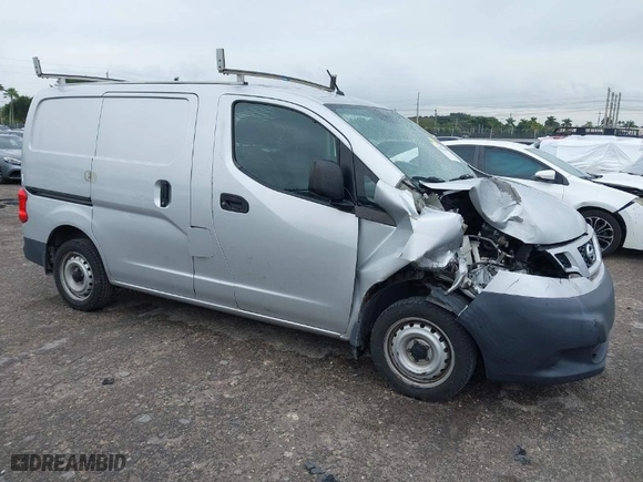 2018 Nissan NV200 Compact Cargo S with VIN 3N6CM0KN6JK691519, listed as a IAAI auction lot 41357960 with 130,112 mi miles. Bid and sale history available at carsss.com. Image 1.