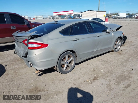 2015 Ford Fusion SE with VIN 3FA6P0H76FR235413, listed as a IAAI auction lot 41333273 with Not provided miles and . Bid and sale history available at DreamBid. Image 4.
