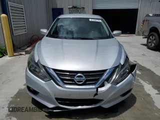 2017 Nissan Altima SR with VIN 1N4AL3AP8HN326495, listed as a Copart auction lot 61350135 with 106,159 mi miles and Salvage title. Bid and sale history available at DreamBid. Image 5.