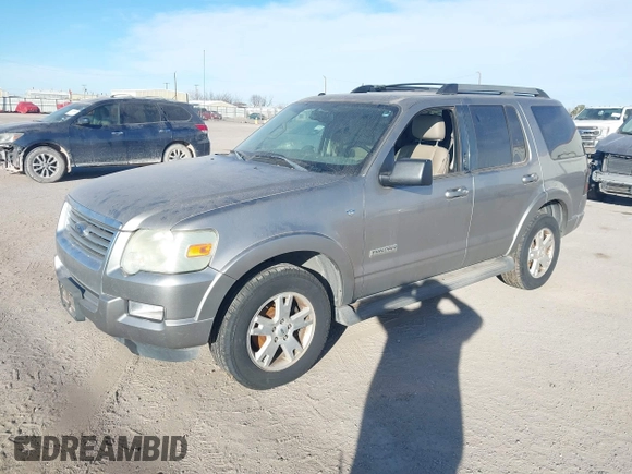 2008 Ford Explorer XLT with VIN 1FMEU73848UA69018, listed as a IAAI auction lot 41224731 with 174,418 mi miles and . Bid and sale history available at carsss.com. Image 2.