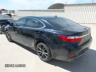 2013 Lexus ES 4dr Sdn with VIN JTHBK1GG4D2067124, listed as a IAAI auction lot 41668886 with 154,478 mi miles. Bid and sale history available at carsss.com. Image 3.
