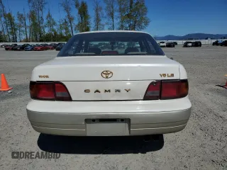 1996 Toyota Camry LE z VIN JT2BF12K5T0172341, wystawiony jako Copart lot #53384845 z przebiegiem 308 235 mil mil oraz Szkoda całkowita • Salvage title. Historia ofert i sprzedaży dostępna na DreamBid. Obrazek 6.