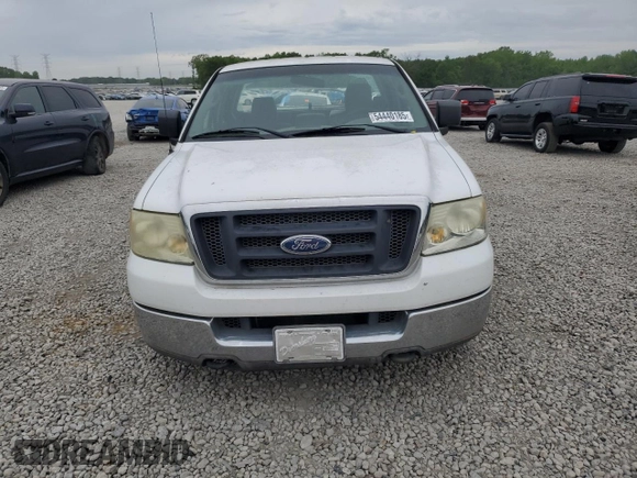 2004 Ford F-150 XL z VIN 1FTRF12W74NA73243, wystawiony jako Copart lot #54440185 z przebiegiem 147 937 mil mil oraz Szkody całkowita. Historia ofert i sprzedaży dostępna na DreamBid. Obrazek 5.