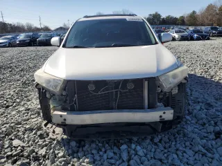 2011 Toyota Highlander Limited with VIN 5TDYK3EH0BS029902, listed as a Copart auction lot 44209425 with 243,713 mi miles and Salvage Title. Bid and sale history available at carsss.com. Image 5.