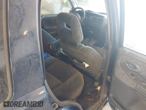 2002 Chevrolet Tracker ZR2 with VIN 2CNBJ734X26952345, listed as a IAAI auction lot 42577990 with 195,007 mi miles and . Bid and sale history available at DreamBid. Image 8.
