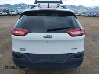 2017 Jeep Cherokee Latitude with VIN 1C4PJMCS7HW588228, listed as a IAAI auction lot 41839067 with 212,876 mi miles. Bid and sale history available at carsss.com. Image 17.