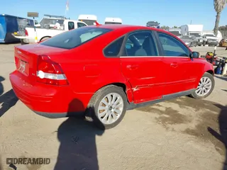2004 Volvo S40 with VIN YV1MS382542020929, listed as a IAAI auction lot 41601849 with 87,446 mi miles. Bid and sale history available at carsss.com. Image 4.