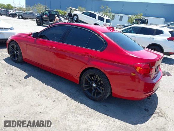 2012 BMW 3 Series 335i с VIN WBA3A9C53CFX59715, выставлен на аукционе IAAI как лот 42316918 с пробегом 139 483 миль миль и . История ставок и продаж доступна на DreamBid. Изображение 3.